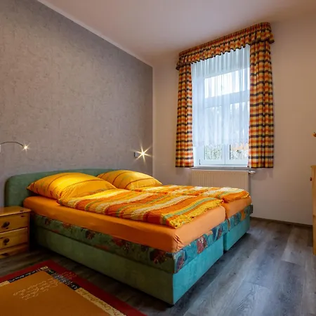- Blumenstrasse *